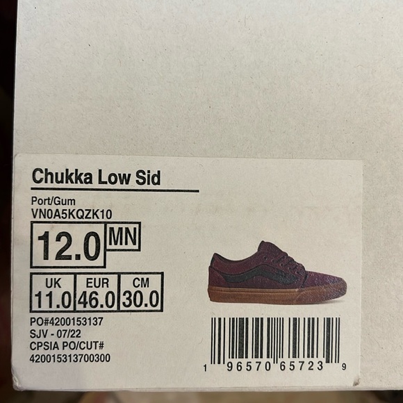 Vans Men’s Chukka Low Sid
Port/Gum
VN0A5KQZK10
Sneakers - Picture 14 of 16